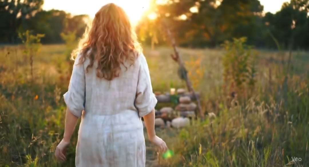 Caminho ao pôr do sol